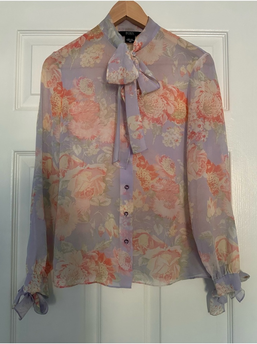 Body by Victoria 100% Silk Floral Blouse – Size XS